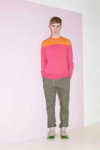 Look 17